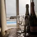 Flaskos Luxury شقة فندقية آغيوس ستيفانوس