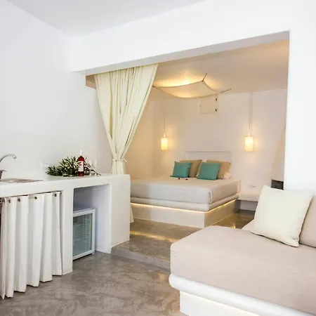 Flaskos Suites And More Aparthotel