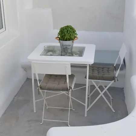 Flaskos Luxury Suites 4* Agios Stefanos (Mykonos)