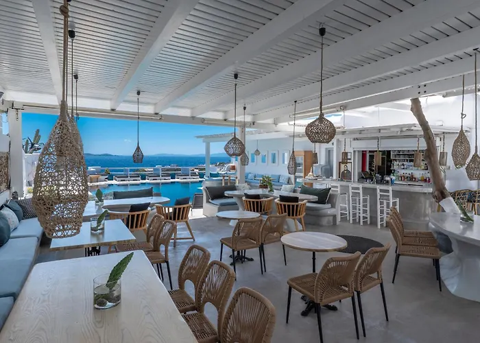 Flaskos Luxury Suites 4* Agios Stefanos (Mykonos)