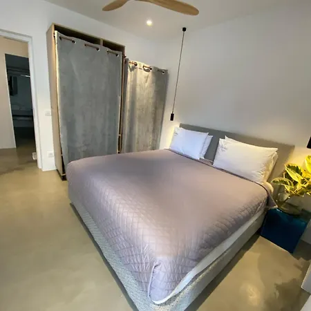 Hotel apartamentowy Flaskos And