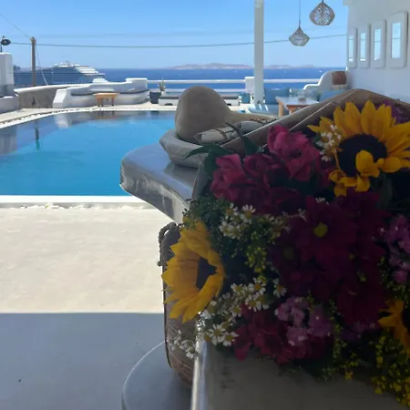 Aparthotel Flaskos And 4*