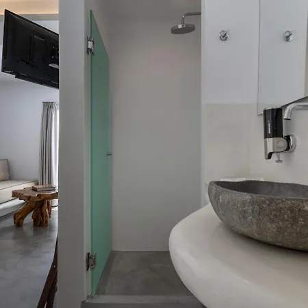 Flaskos Luxury Suites 4* Agios Stefanos (Mykonos)