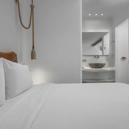 Flaskos Luxury Suites Agios Stefanos (Mykonos)