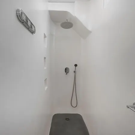 Flaskos Luxury Suites Agios Stefanos (Mykonos)