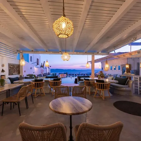 Flaskos Luxury אגיוס סטפנוס