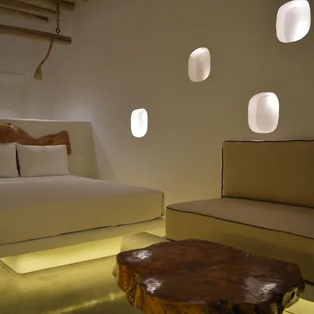 Flaskos Luxury 4* אגיוס סטפנוס