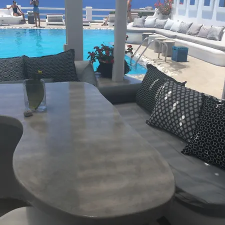 Lejlighedshotel Flaskos Luxury Suites