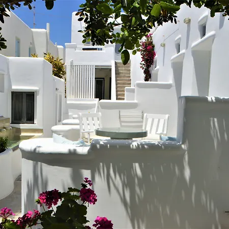 Lejlighedshotel Flaskos Luxury Suites 4*