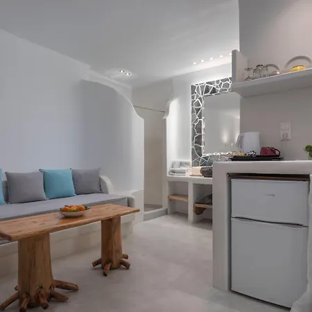 Flaskos Luxury 4*
