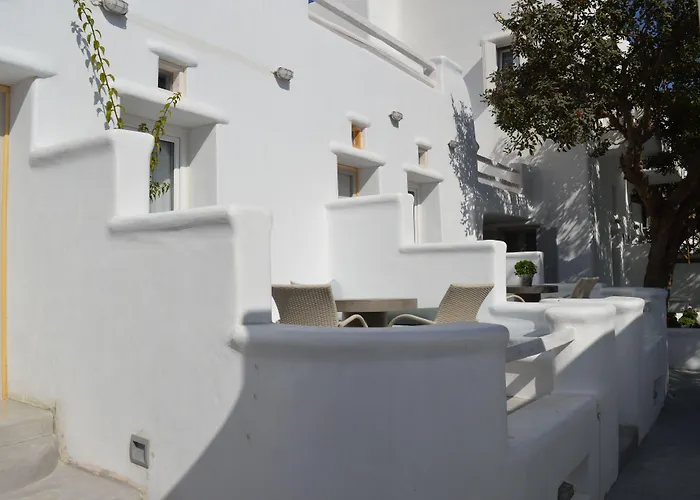 Flaskos Luxury Suites Agios Stefanos (Mykonos)