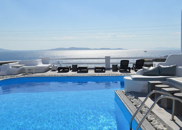 Flaskos Luxury 아파트호텔 4*