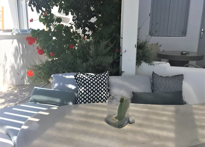 Flaskos Luxury Suites Agios Stefanos (Mykonos)