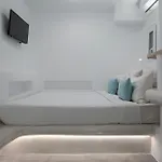 Flaskos Luxury Suites 4* Agios Stefanos (Mykonos)