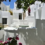 Apart Otel Flaskos Luxury Suites 4*